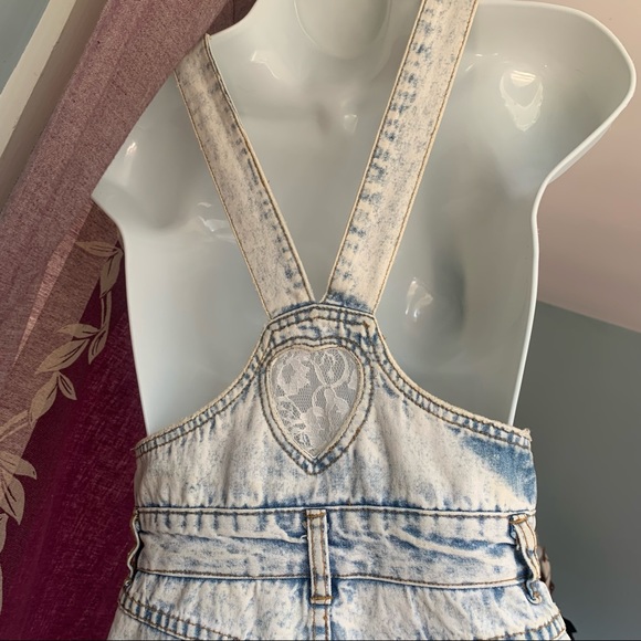 Jordache: Vintage Overall Shorts - Picture 14 of 16